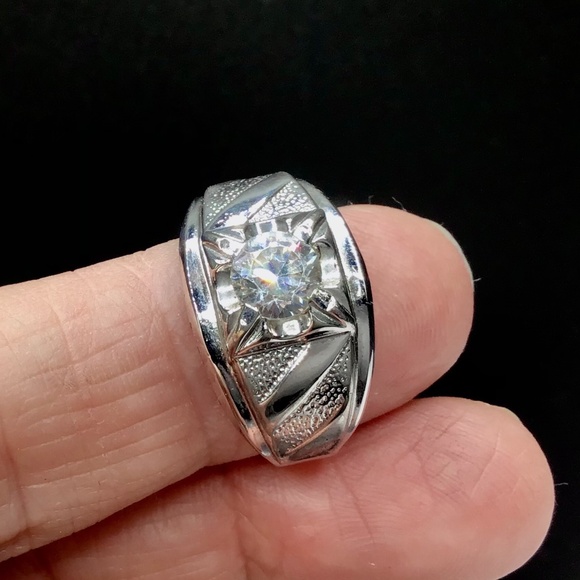 🌺Vintage Lind 14K GE & CZ Ring - Picture 3 of 14